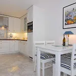 Metropol, Whg 303, Landseite
